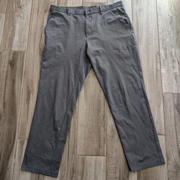 Uniqlo Men’s Gray Dress Pants – Size L – Slim Fit Trousers – Casual/Office Wear - Picture 1 of 5